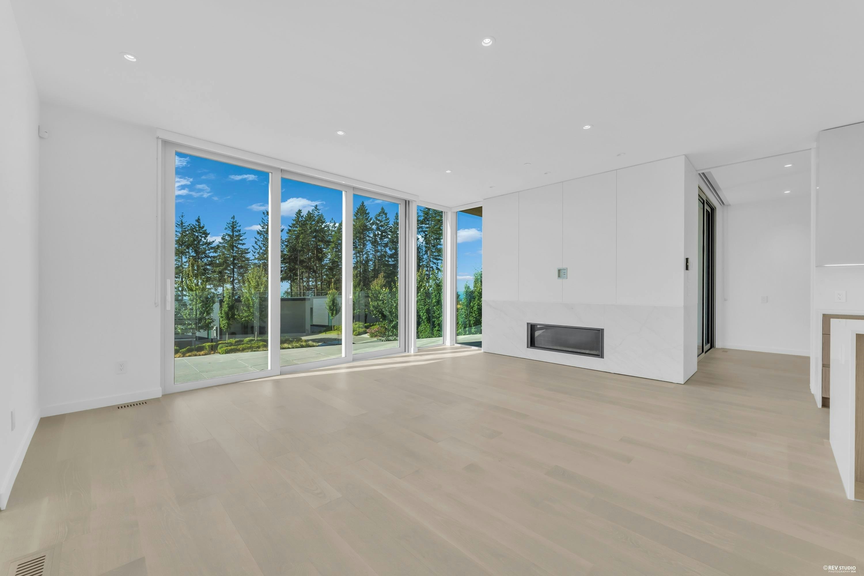 3317 Chippendale Road, West Vancouver, BC, V7S 0B7 - 9