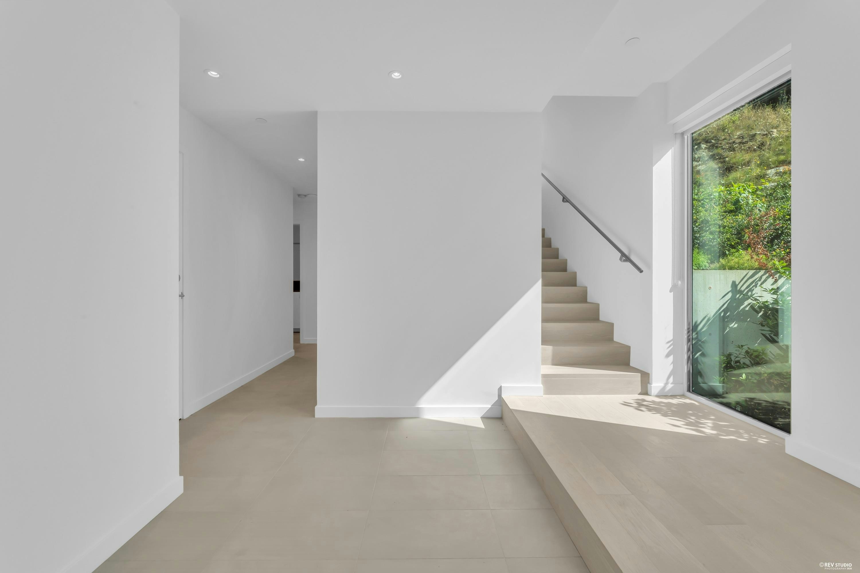 3317 Chippendale Road, West Vancouver, BC, V7S 0B7 - 24