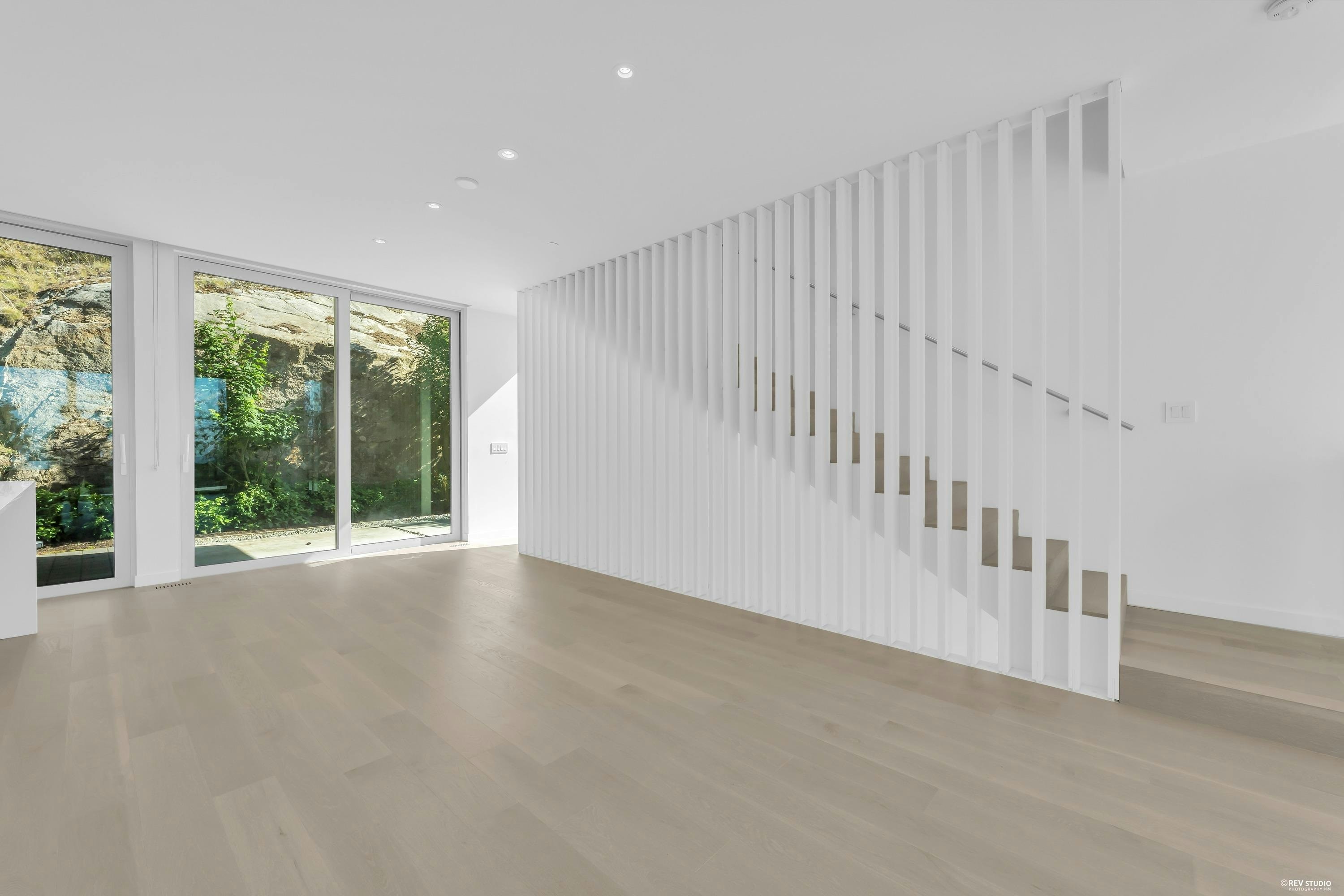3317 Chippendale Road, West Vancouver, BC, V7S 0B7 - 7