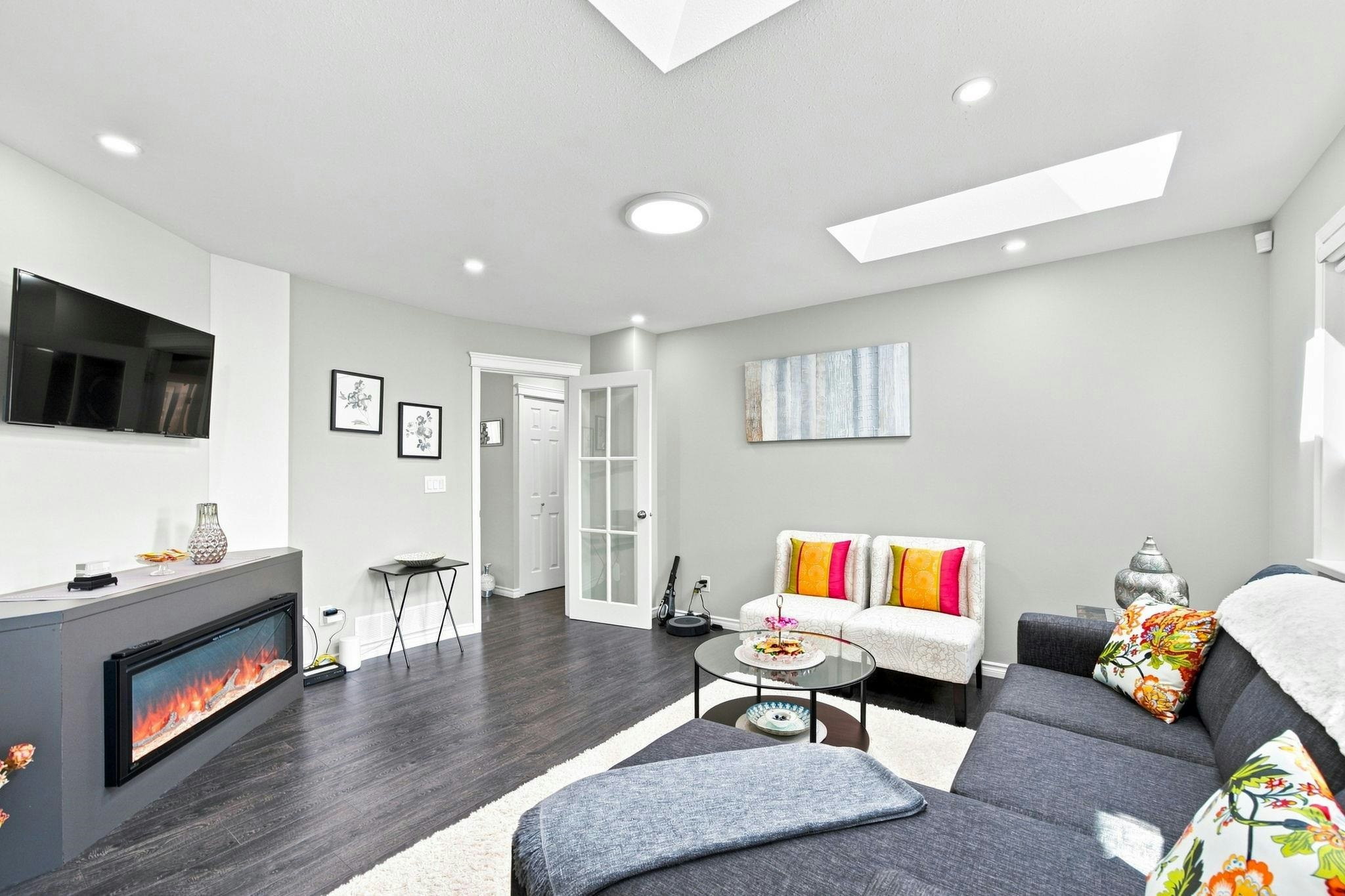 15311 28 Avenue - 5