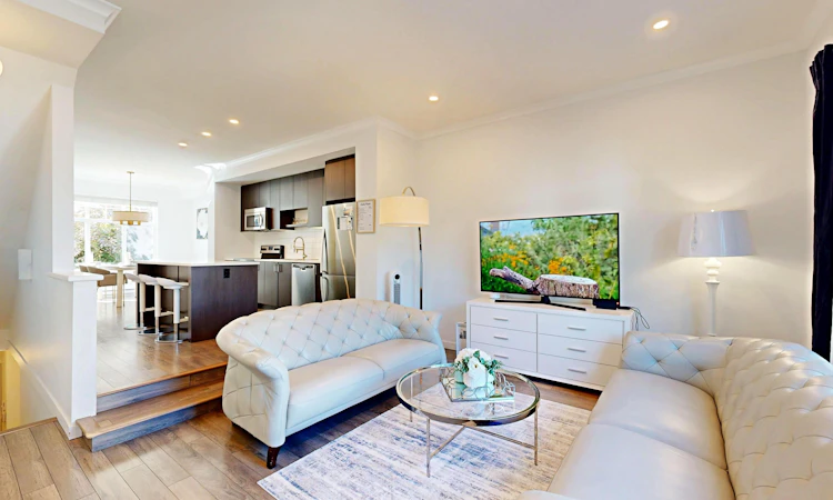 130-15230 Guildford Drive