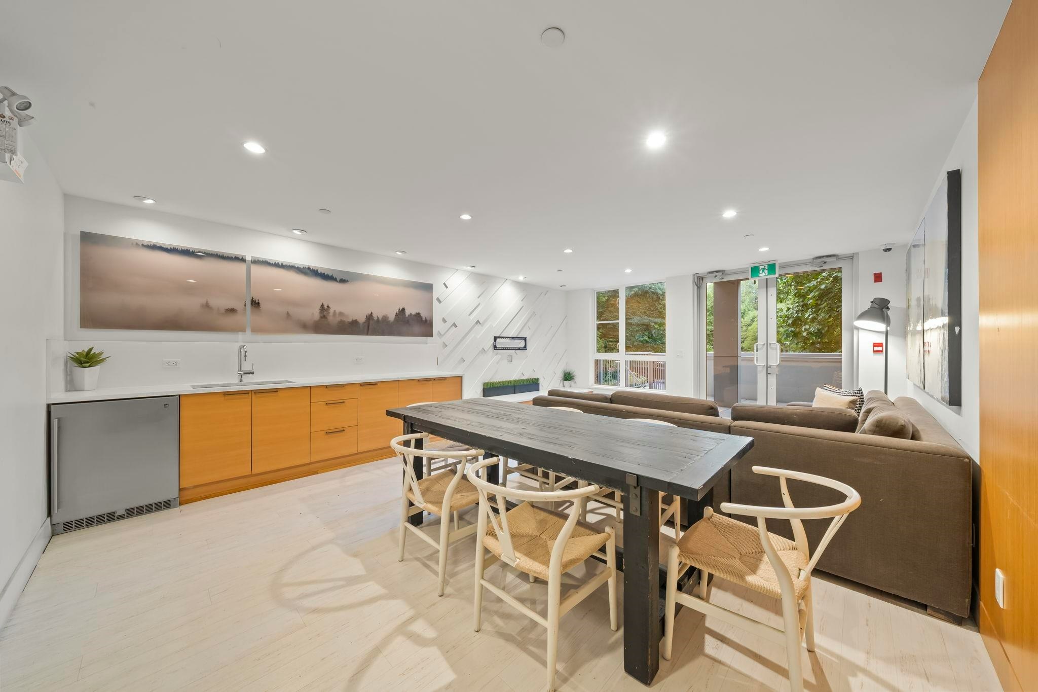 214-1621 Hamilton Avenue, North Vancouver, BC, V7P 0B6 - 16