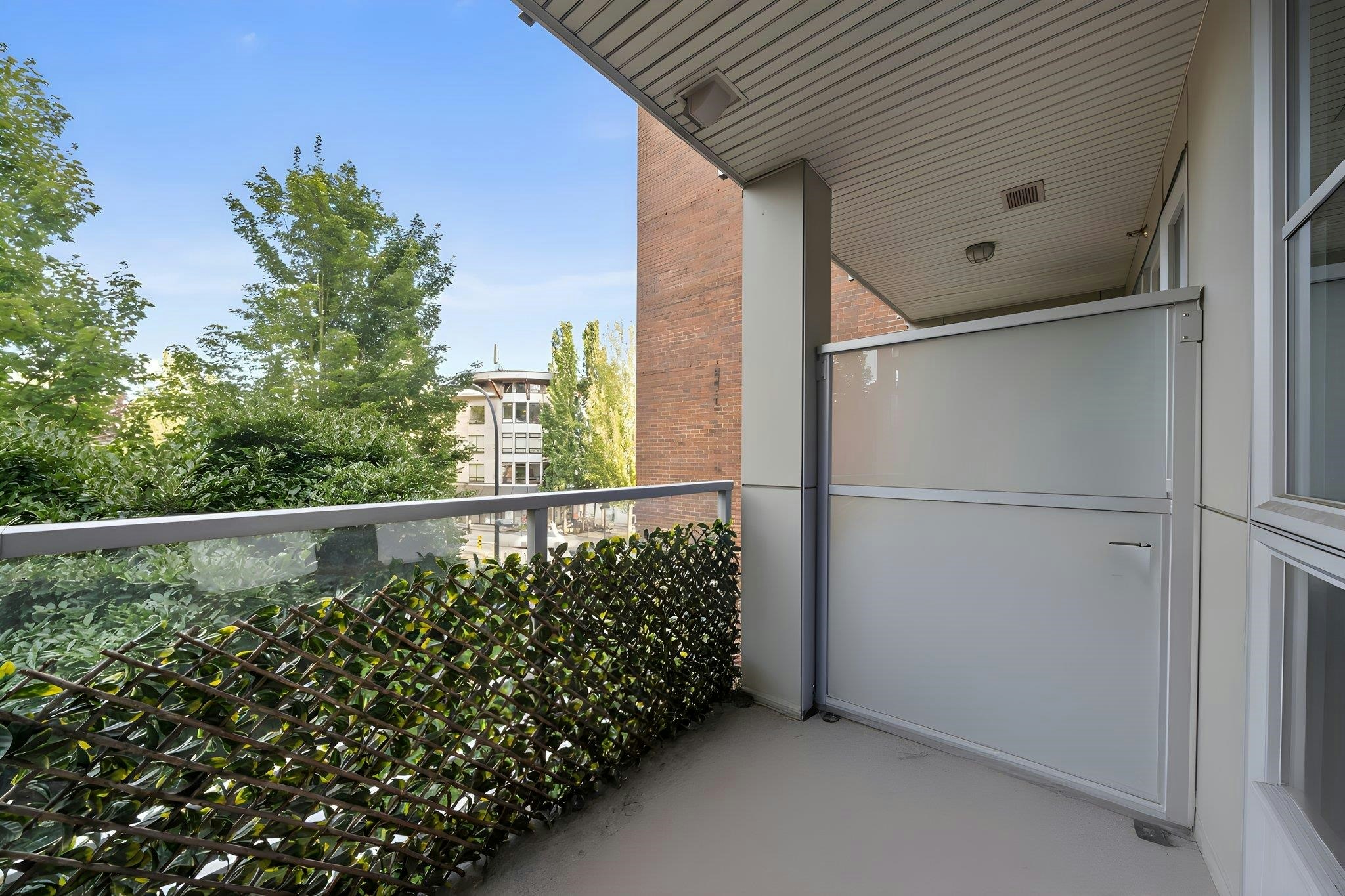 214-1621 Hamilton Avenue, North Vancouver, BC, V7P 0B6 - 5