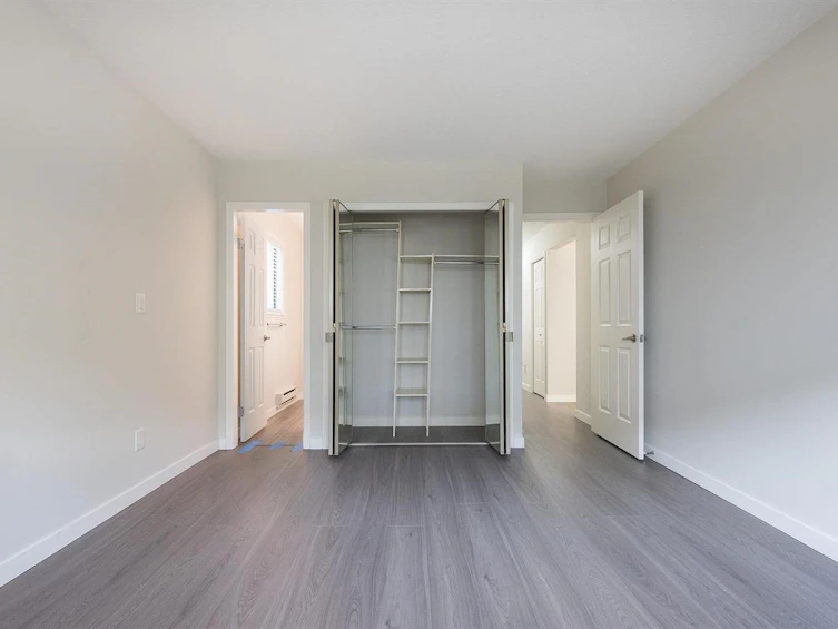 73-32718 Garibaldi Drive, Abbotsford, BC, V2T 5T6 - 22
