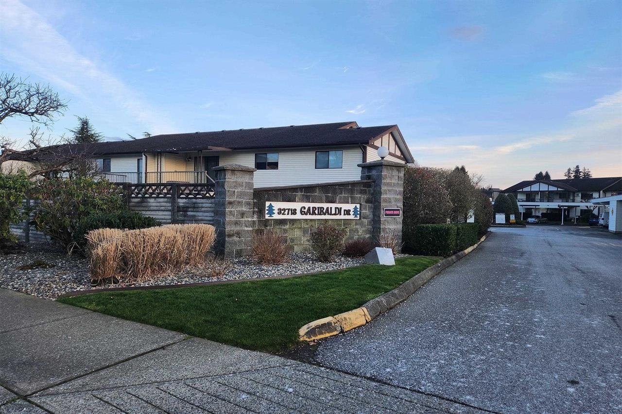 73-32718 Garibaldi Drive, Abbotsford, BC, V2T 5T6