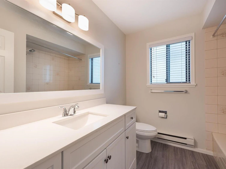 73-32718 Garibaldi Drive, Abbotsford, BC, V2T 5T6 - 27