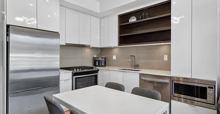 50*-725 Marine Drive, North Vancouver, BC, V7M 0G2 - 3