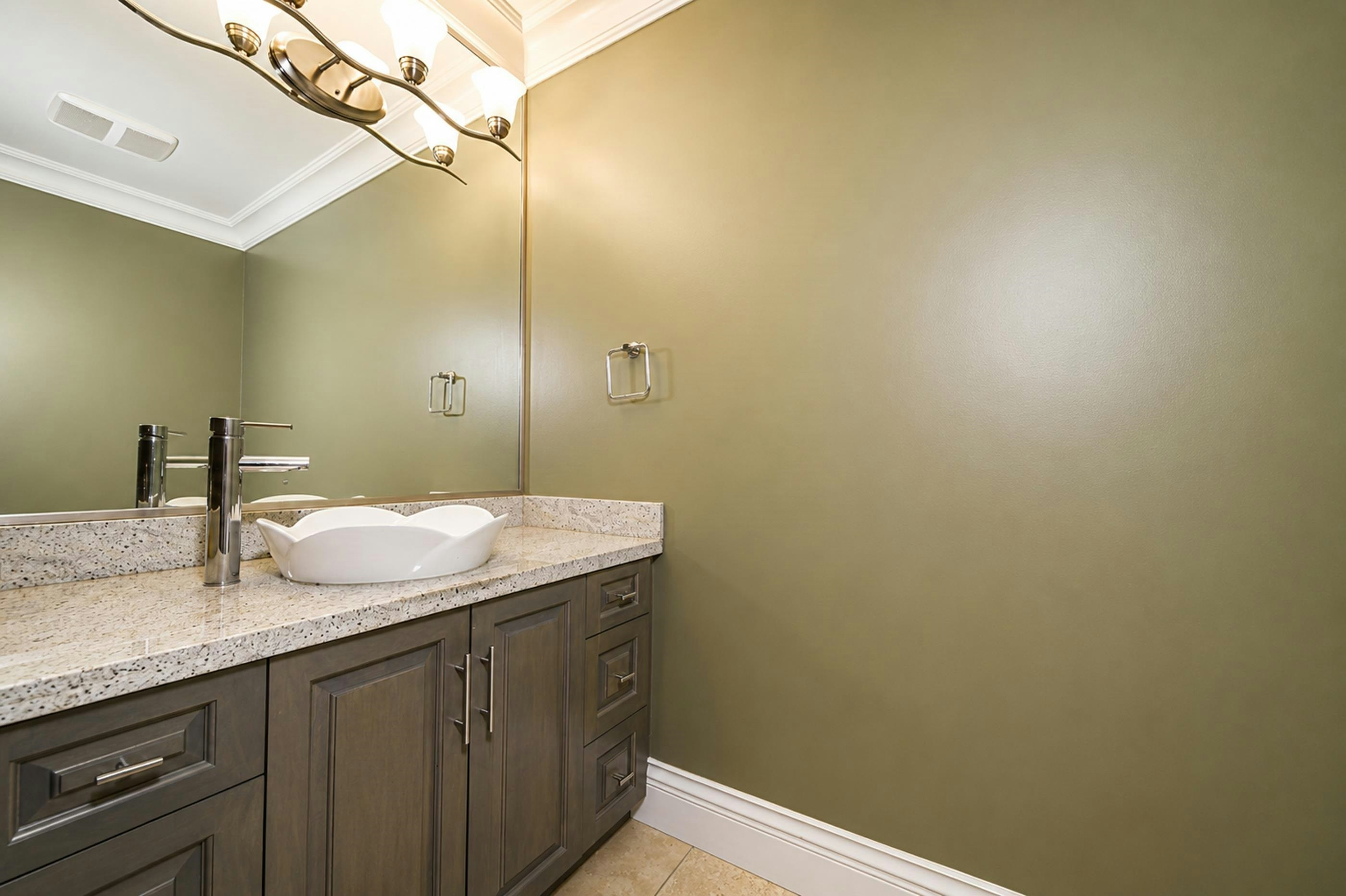 8231 Sunnywood Drive, Richmond, BC, V6Y 3G4 - 35