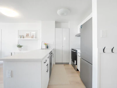 611-1330 Burrard Street - 4