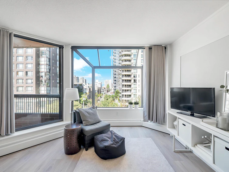 611-1330 Burrard Street, Vancouver, BC, V6Z 2B8 - 11