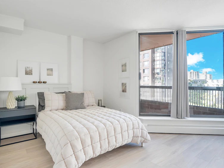 611-1330 Burrard Street, Vancouver, BC, V6Z 2B8 - 9