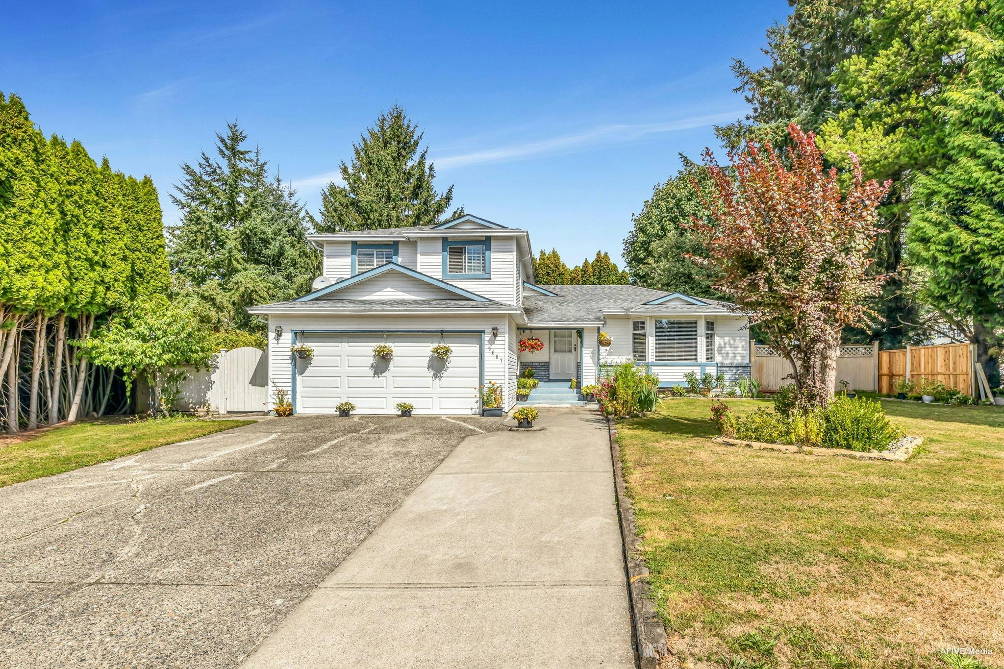 9087 144 Street, Surrey, BC, V3V 5Z8