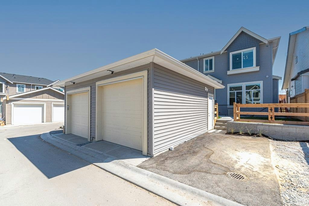 19683 74 Avenue, Langley, BC, V2Y 3G6 - 32