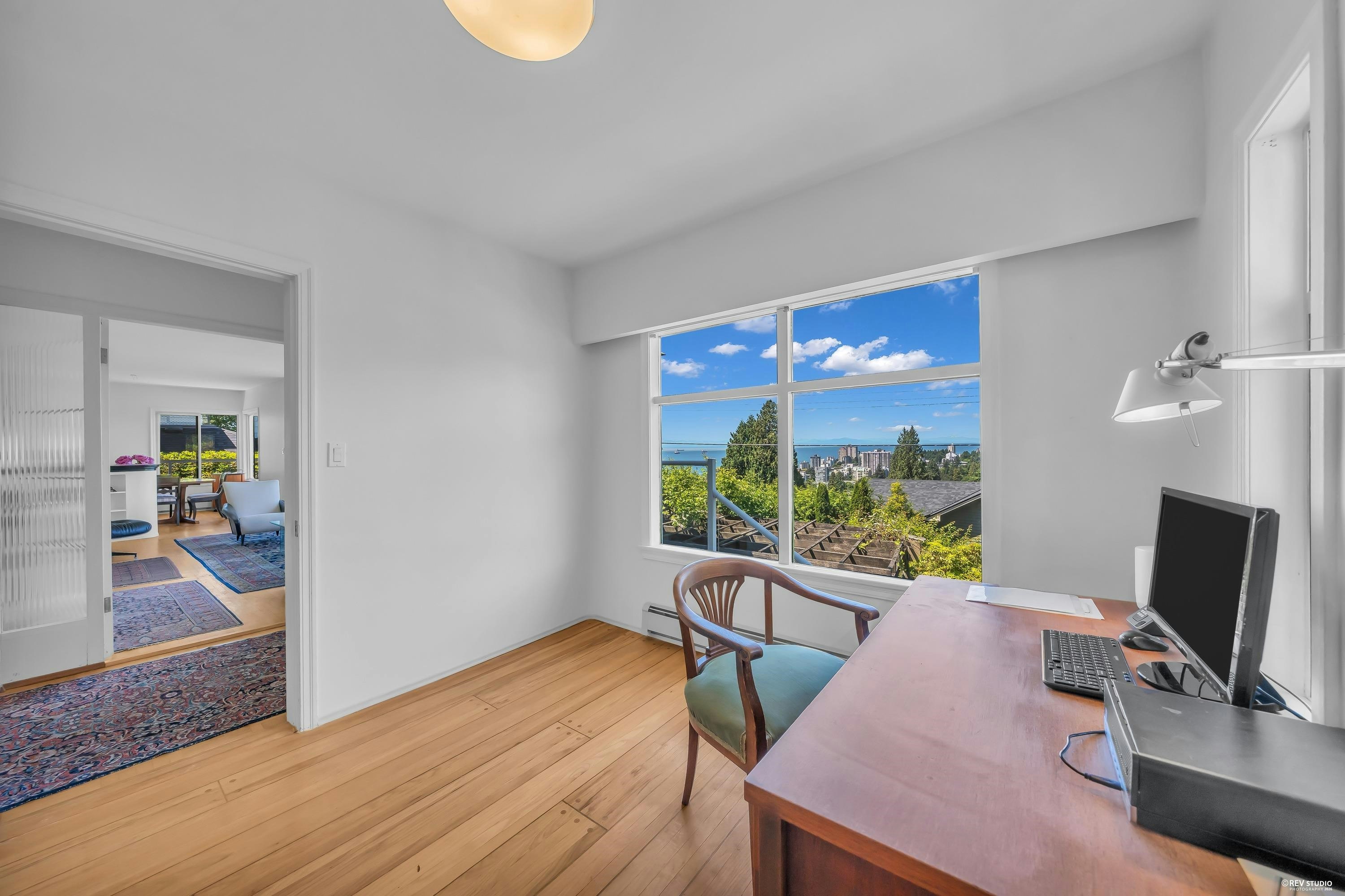 870 Leyland Street, West Vancouver, BC, V7T 2L4 - 14