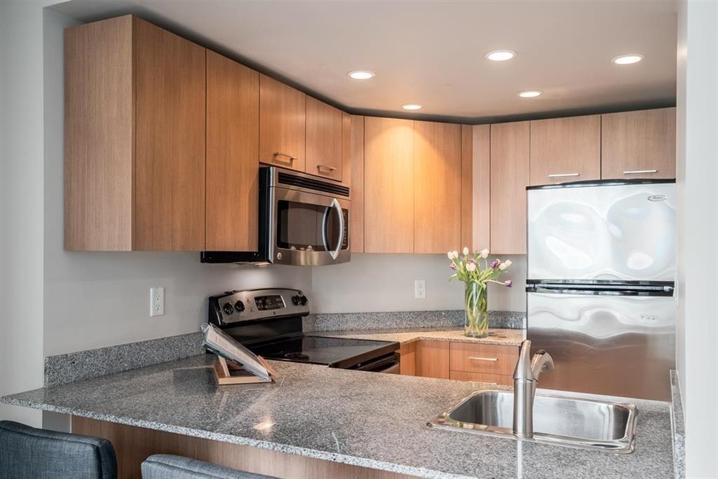 404-1212 Howe Street, Vancouver, BC, V6Z 2M9 - 4