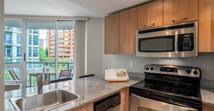 404-1212 Howe Street, Vancouver, BC, V6Z 2M9 - 5