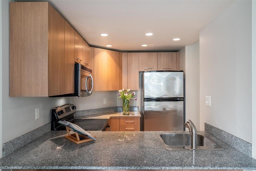 404-1212 Howe Street, Vancouver, BC, V6Z 2M9 - 3
