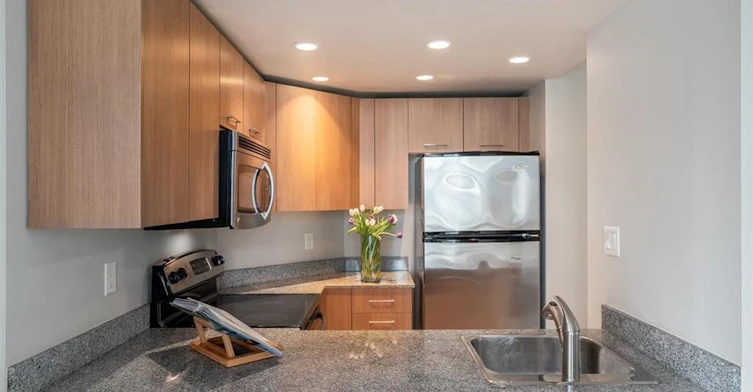 404-1212 Howe Street, Vancouver, BC, V6Z 2M9 - 3