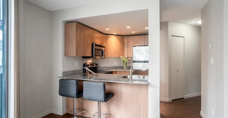 404-1212 Howe Street, Vancouver, BC, V6Z 2M9 - 2