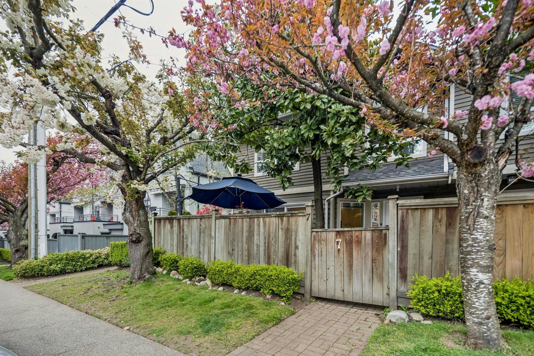 7-848 W 16th Street, North Vancouver, BC, V7P 1R3 - 2