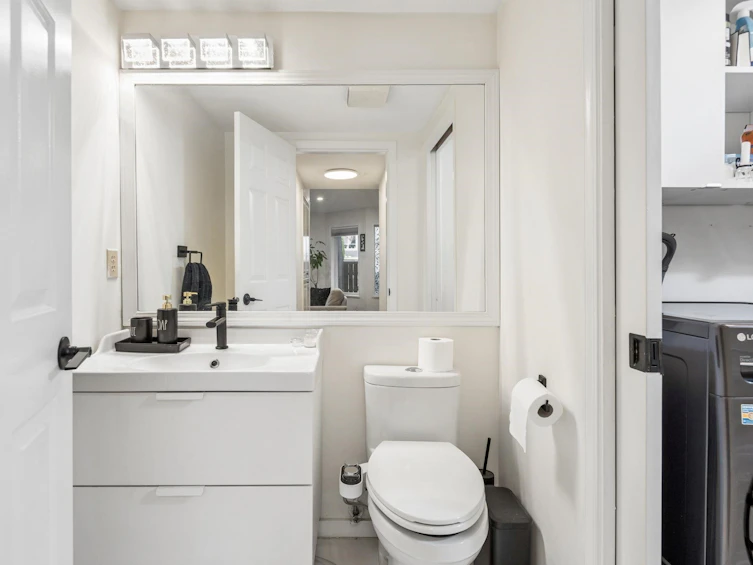 7-848 W 16th Street, North Vancouver, BC, V7P 1R3 - 16