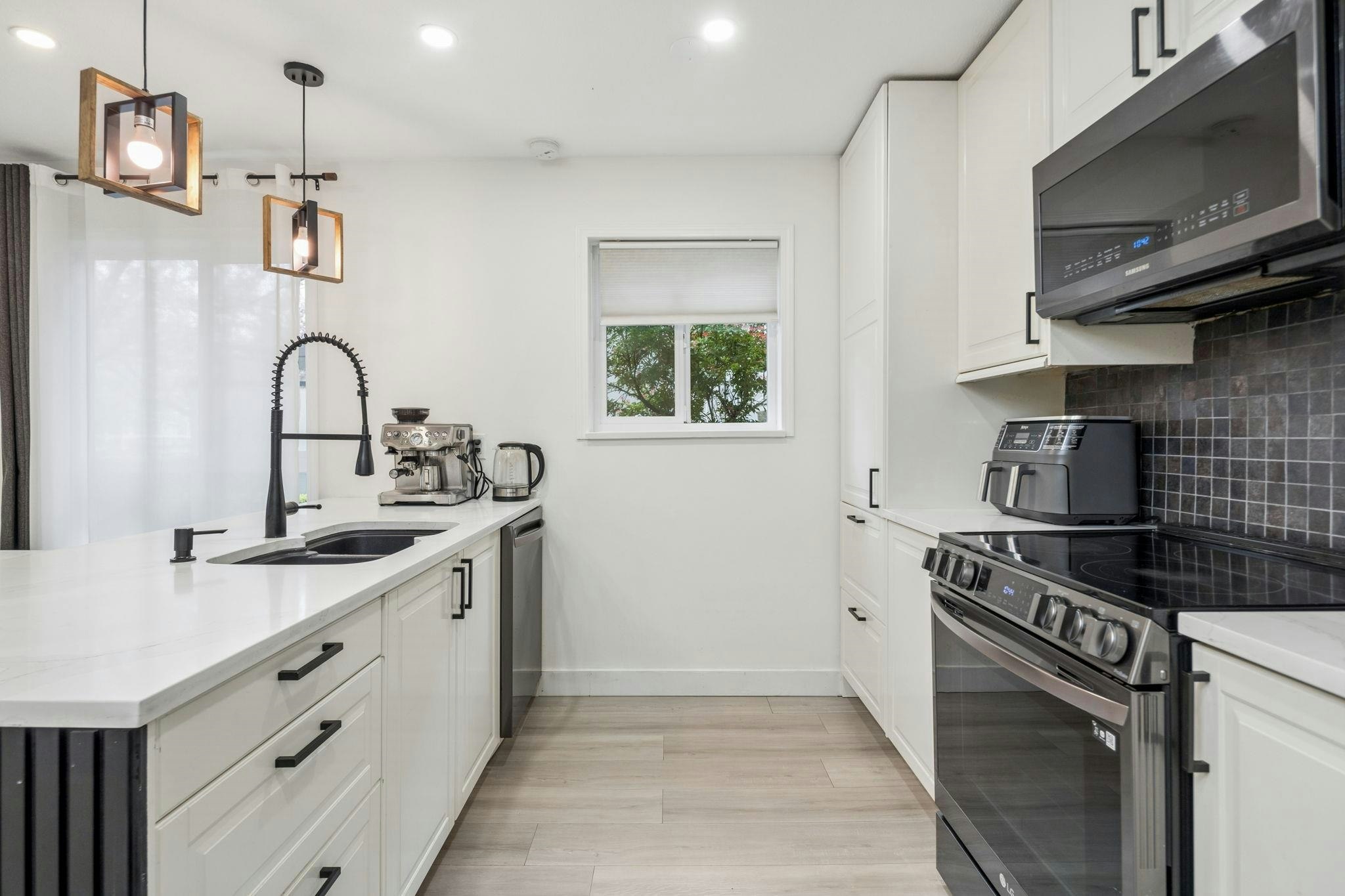 7-848 W 16th Street, North Vancouver, BC, V7P 1R3 - 15