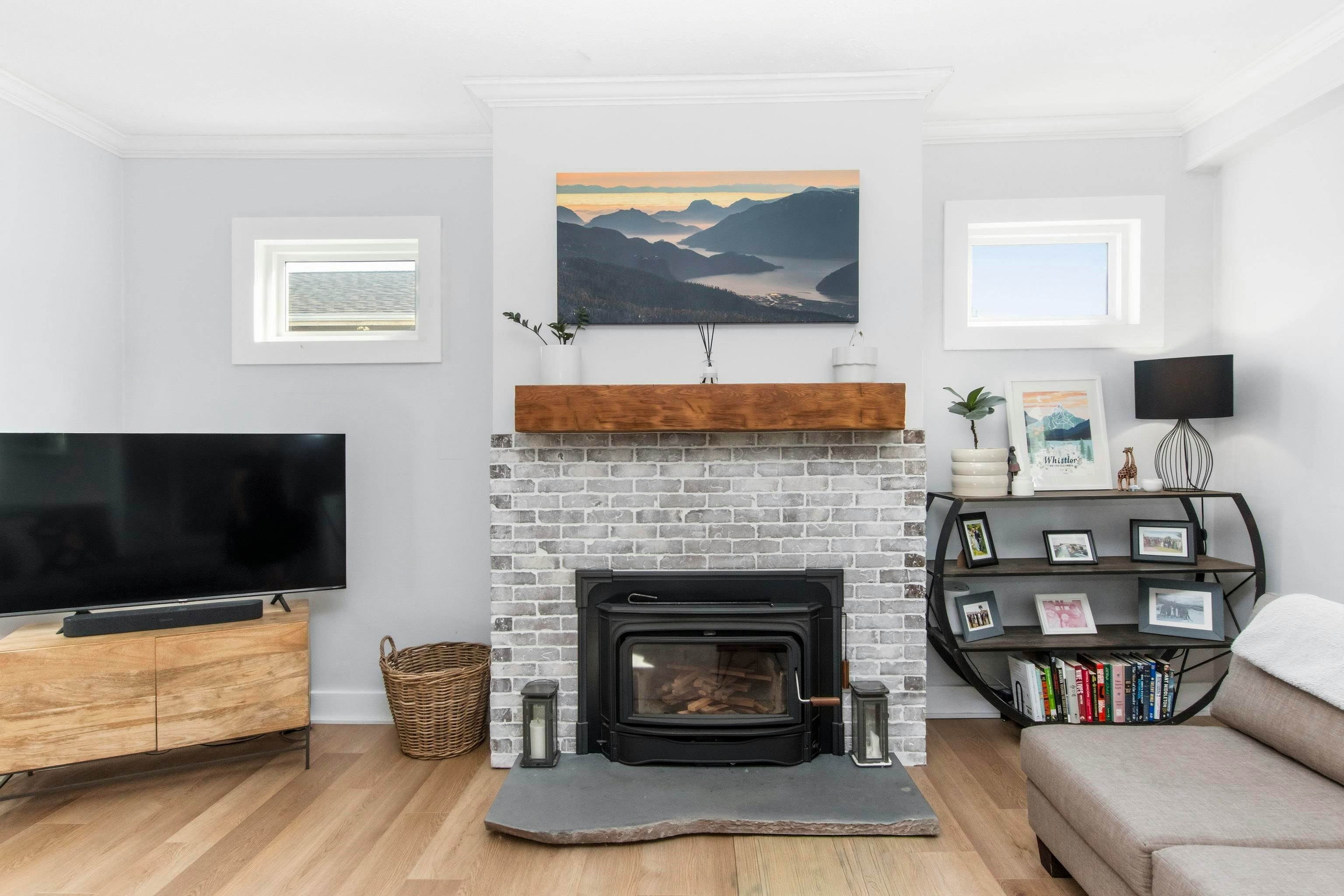 38054 Fifth Avenue, Squamish, BC, V8B 0B6 - 9