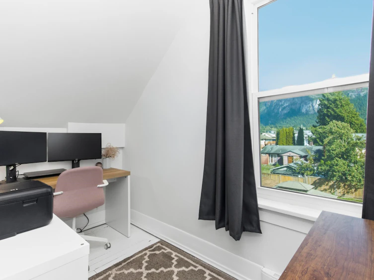38054 Fifth Avenue, Squamish, BC, V8B 0B6 - 30