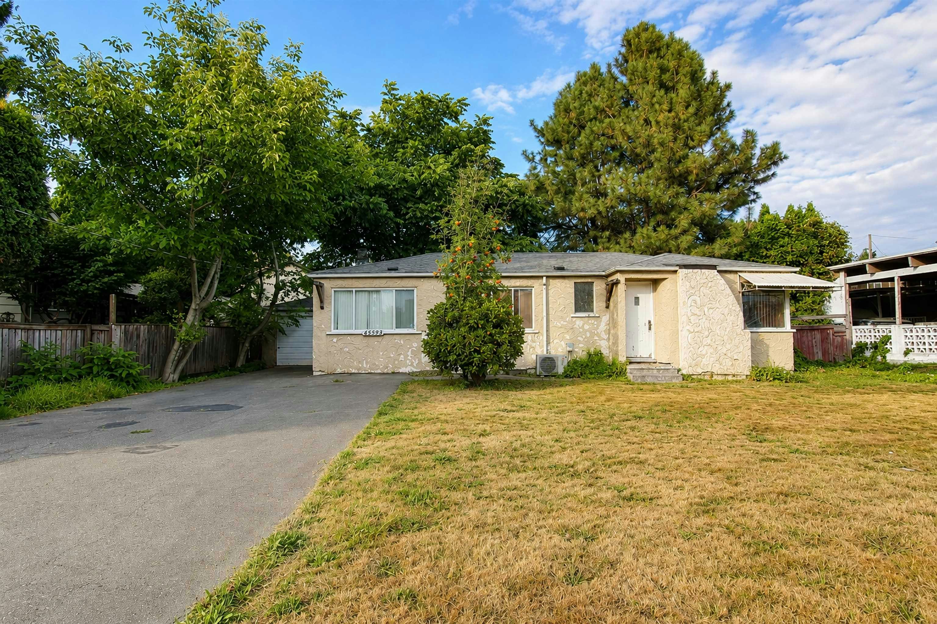 45593 Kipp Avenue, Chilliwack, BC, V2P 1Z1
