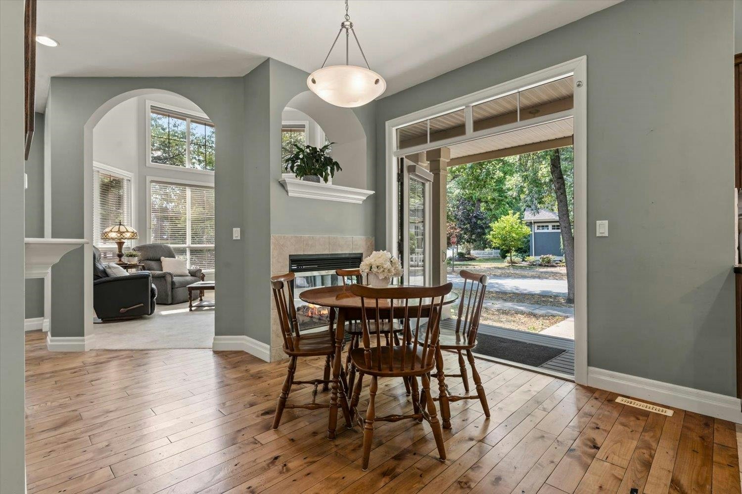 5877 Garrison Boulevard, Chilliwack, BC, V2R 5X8 - 7