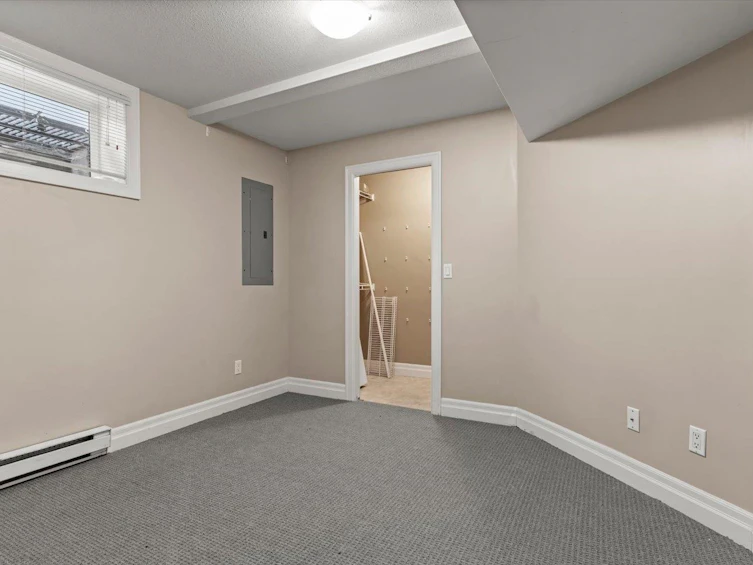 5877 Garrison Boulevard, Chilliwack, BC, V2R 5X8 - 30