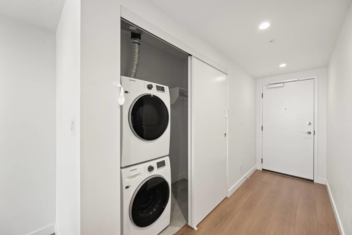 2908-13745 George Junction, Surrey, BC, V3T 4Y3 - 13
