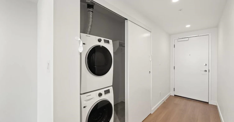 2908-13745 George Junction, Surrey, BC, V3T 4Y3 - 13