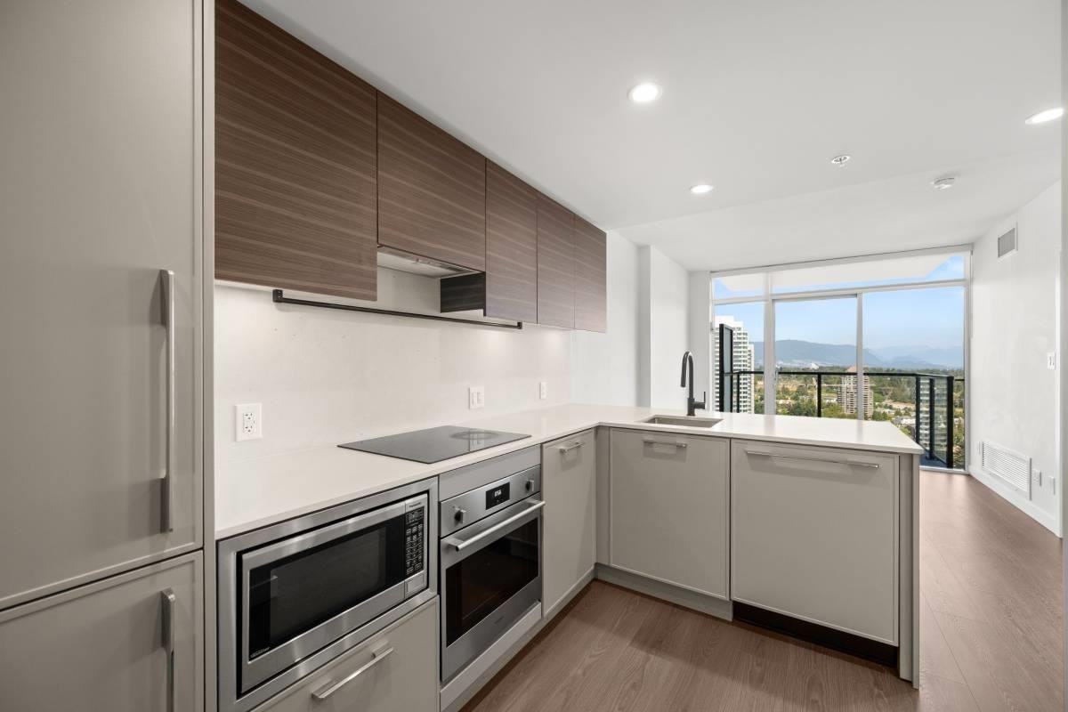 2908-13745 George Junction, Surrey, BC, V3T 4Y3 - 11