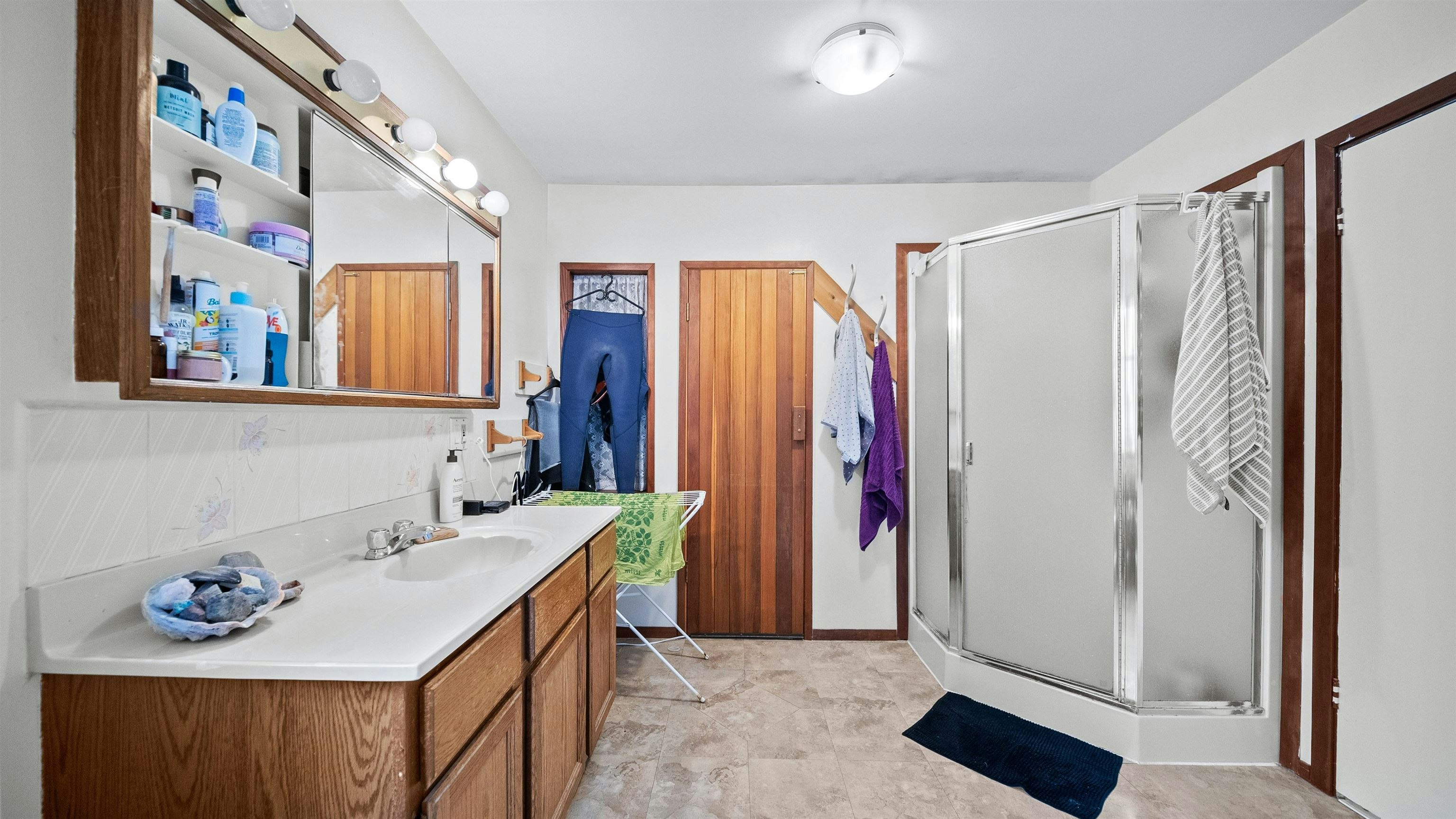 230 Campbell Street, New Westminster, BC, V0R 2Z0 - 13
