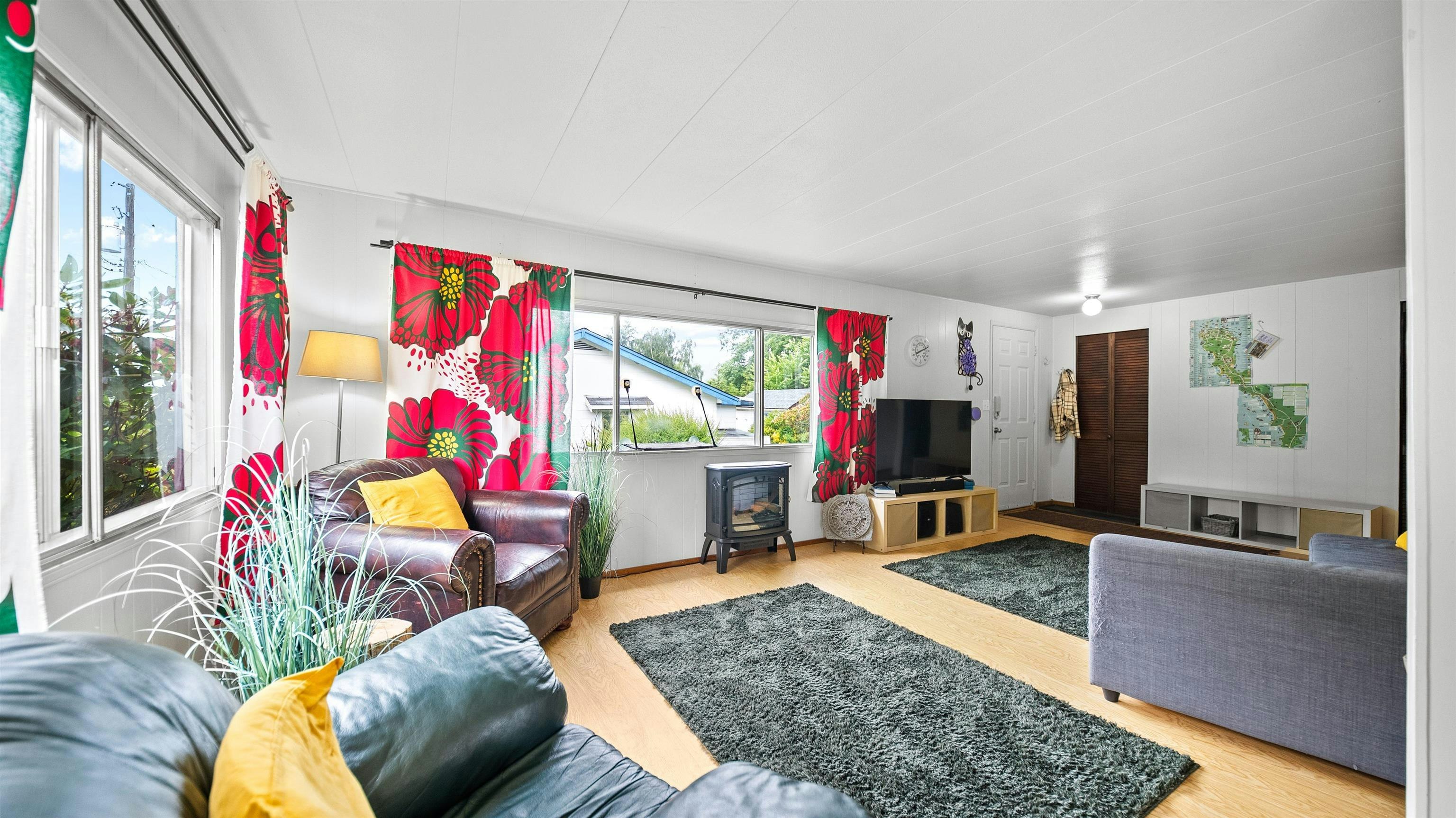 240 Campbell Street, New Westminster, BC, V0R 2Z0
