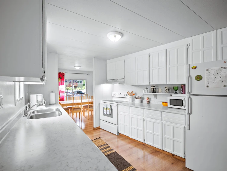 240 Campbell Street, New Westminster, BC, V0R 2Z0 - 10