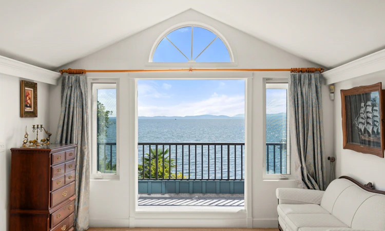 882 Tsawwassen Beach Road