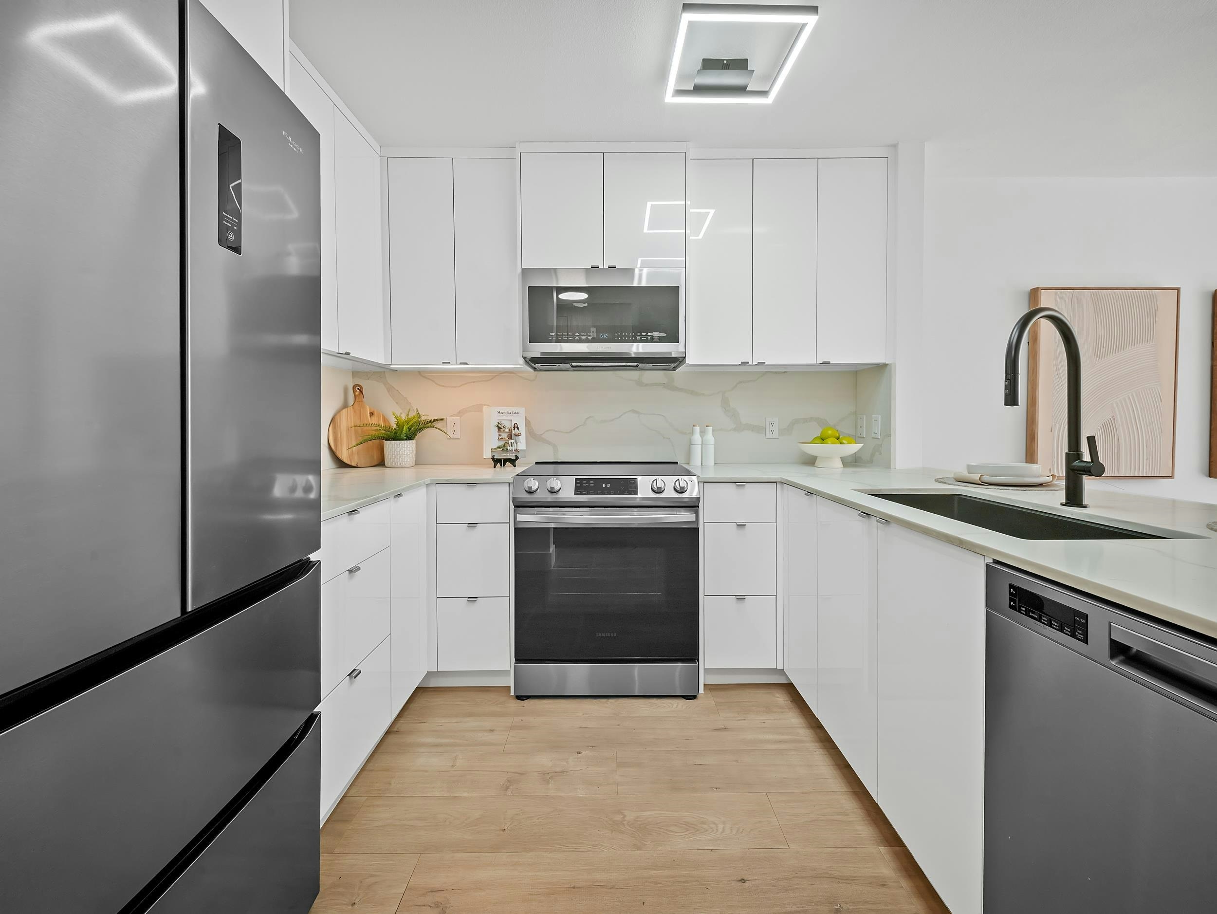 213-3038 E Kent Avenue South, Vancouver, BC, V5S 4V8 - 14