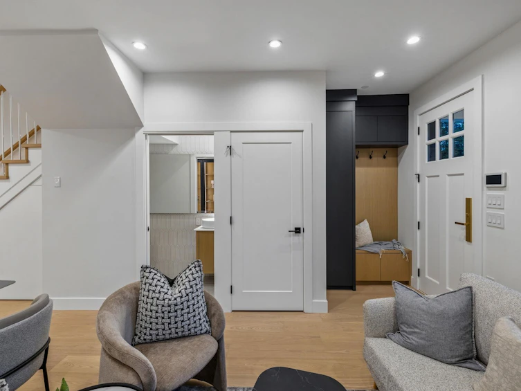 2617 Carolina Street, Vancouver, BC, V5T 2A4 - 2