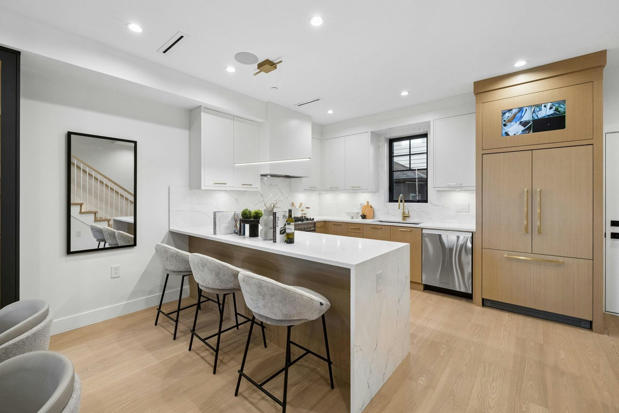 2617 Carolina Street, Vancouver, BC, V5T 2A4 - 10