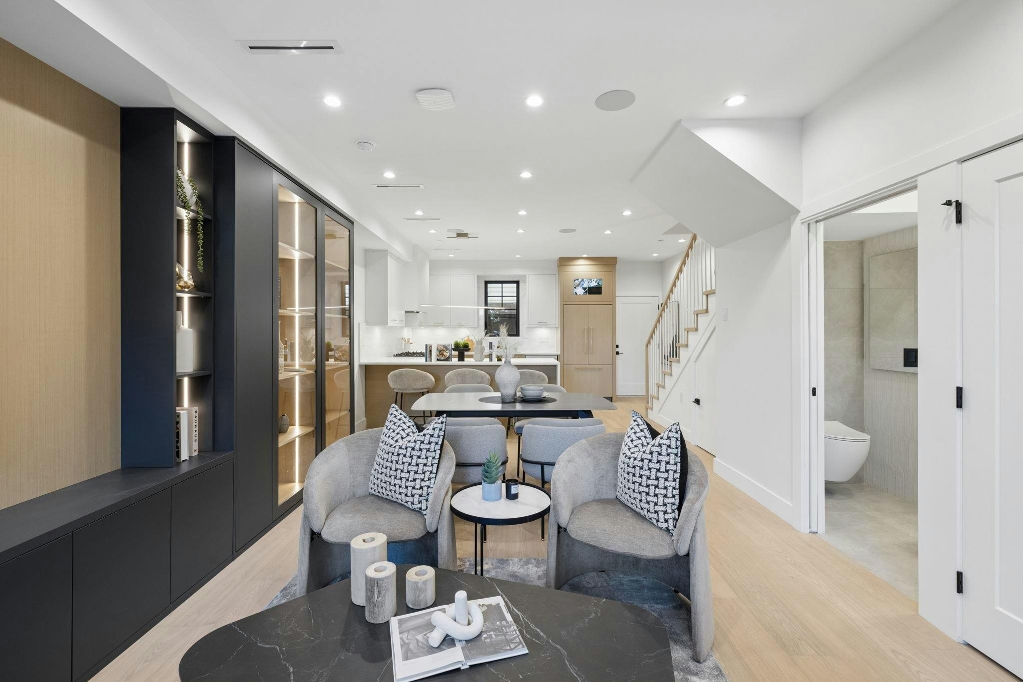 2617 Carolina Street, Vancouver, BC, V5T 2A4 - 5