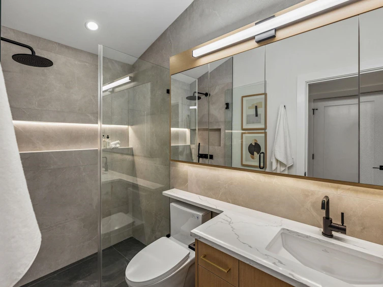 2617 Carolina Street, Vancouver, BC, V5T 2A4 - 23