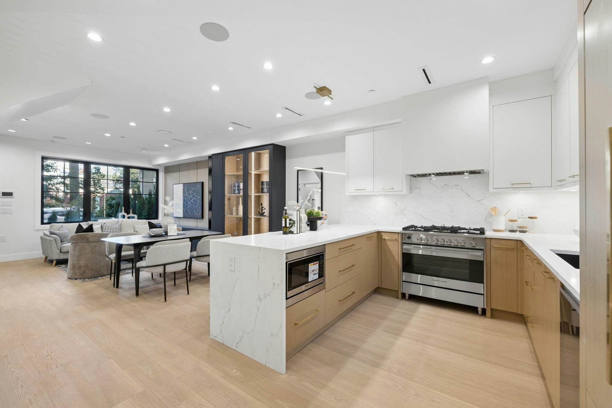 2617 Carolina Street, Vancouver, BC, V5T 2A4 - 13