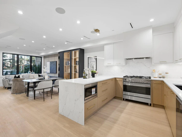 2617 Carolina Street, Vancouver, BC, V5T 2A4 - 13