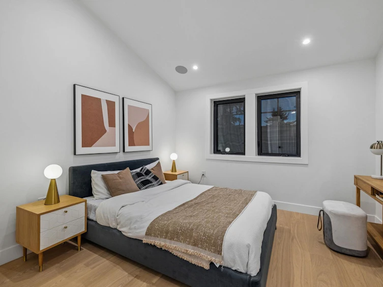 2617 Carolina Street, Vancouver, BC, V5T 2A4 - 21