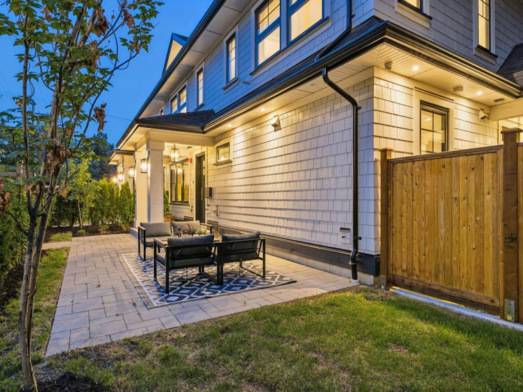 2617 Carolina Street, Vancouver, BC, V5T 2A4 - 27
