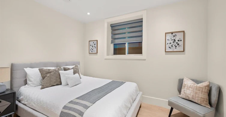 Suite-324 E 18th Street, North Vancouver, BC, V7L 2Y9 - 6