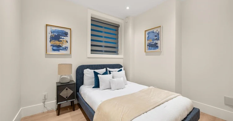 Suite-324 E 18th Street, North Vancouver, BC, V7L 2Y9 - 5