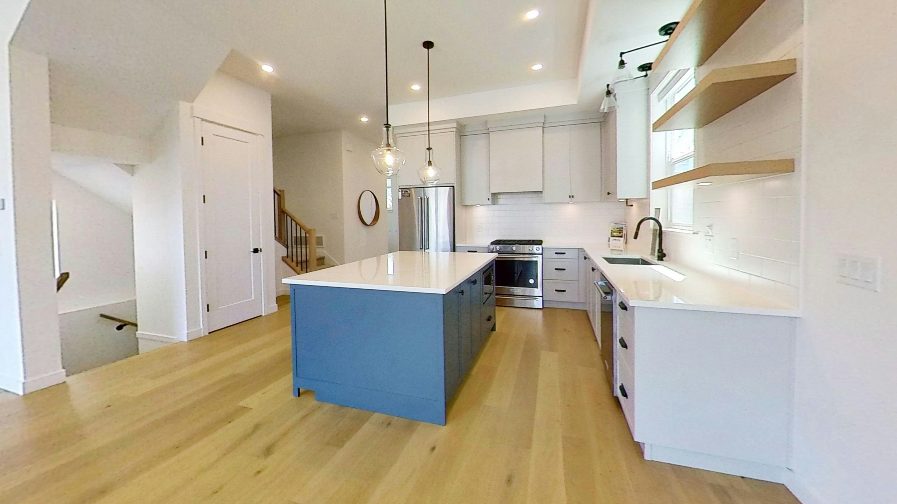 196XX 75 Avenue, Langley, BC, V2Y 3R9 - 2